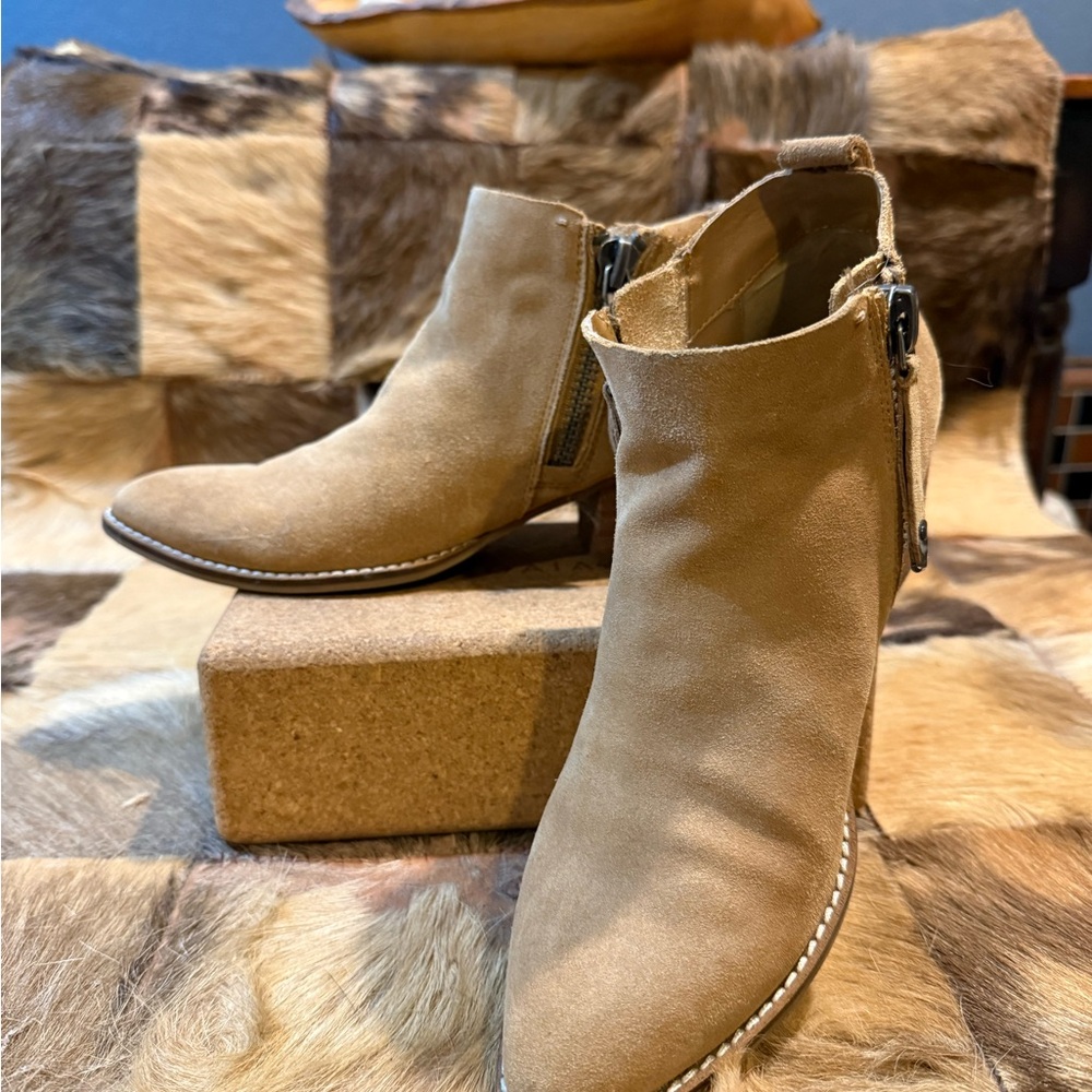 Dolce Vita Tan Ankle Boots